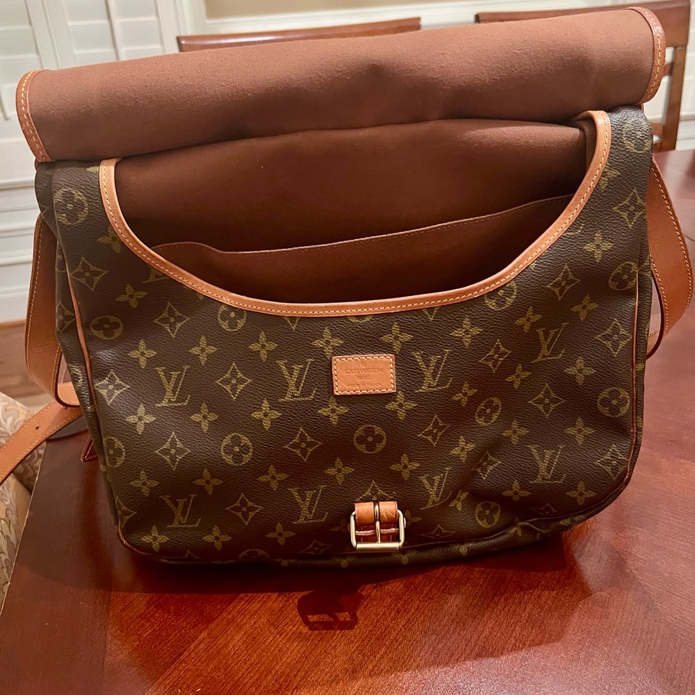 Louis Vuitton Monogram Canvas Crossbody Bag in Brown and Tan - Picture 5 of 16